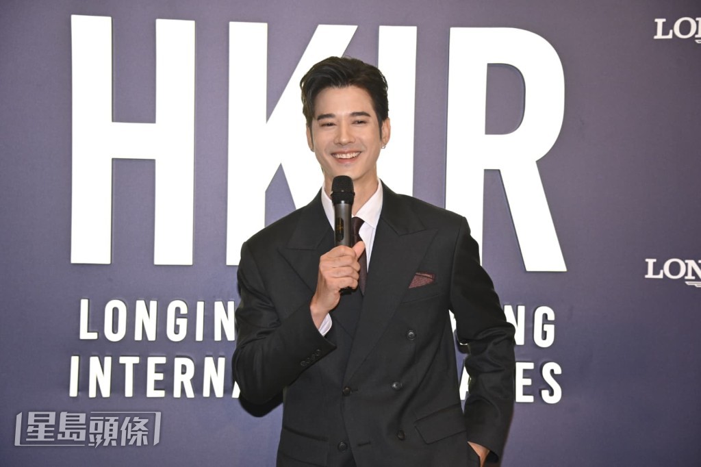 Mario指自己喜歡《古惑仔》系列,以廣東話講「古惑仔」及「陳浩南」。 Mario指自己喜歡《古惑仔》系列,以廣東話講「古惑仔」及「陳浩南」。