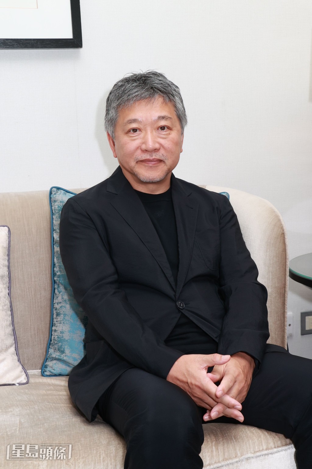 導演稱《再生家族》強調子女超越父母的必然性，以及父母放手的必要性。