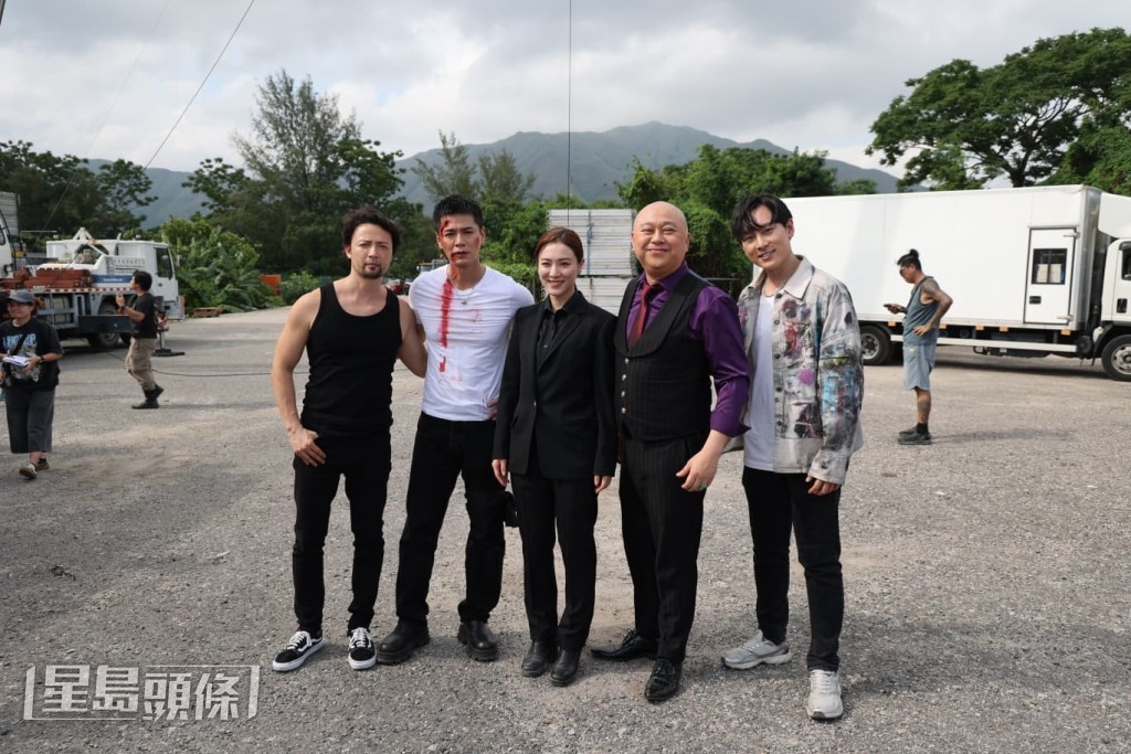 王敏奕、林盛斌（Bob）、羅子溢、韋家雄、黎澤恩、周伯恩等到錦田為新劇《警是個大佬》（暫名）拍攝大結局重頭戲。