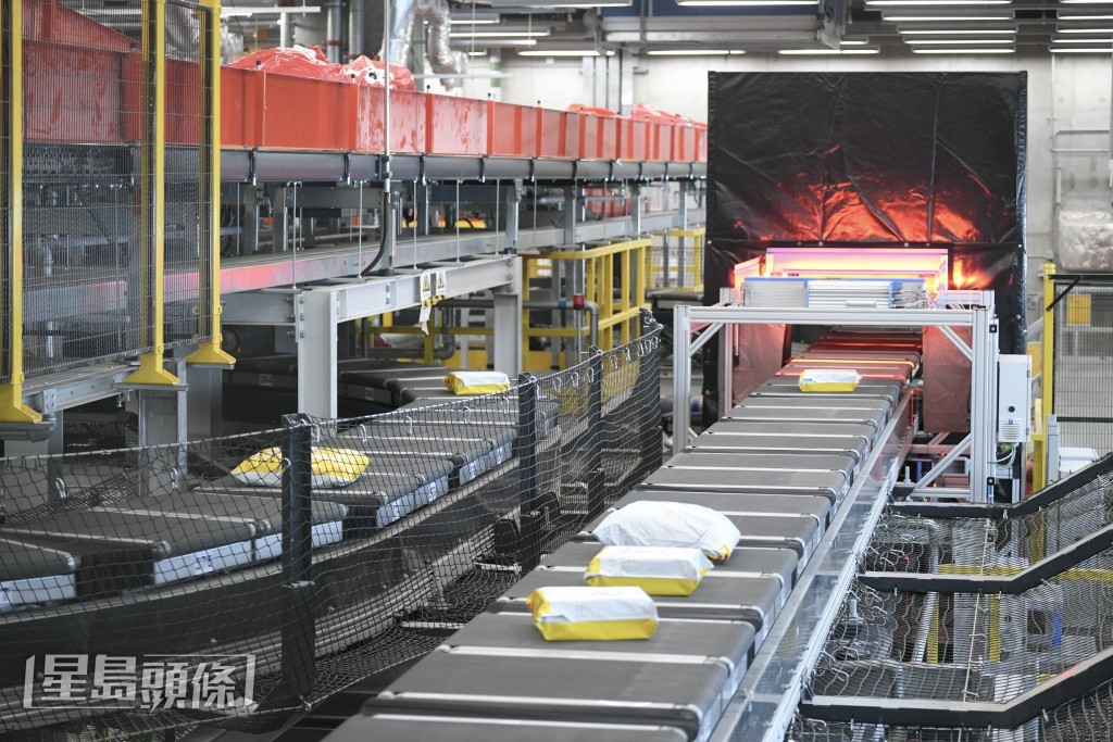 DHL express第三期扩建工程投资32亿元。陈浩元摄