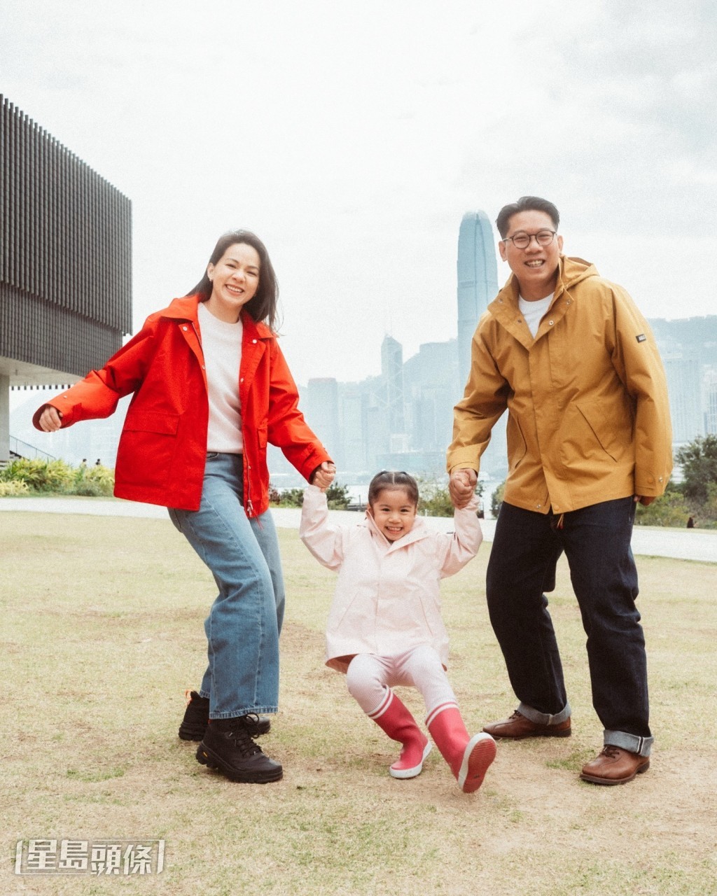 Rosa感謝老公為了她推咗部電影，幫手湊女。