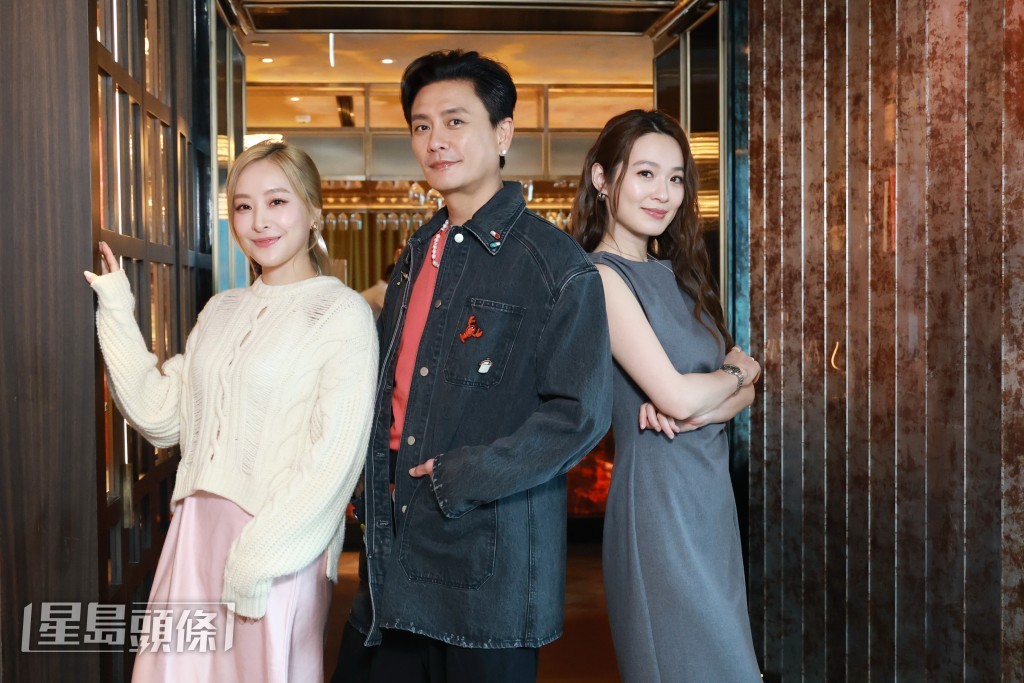 黄宗泽与同门师妹陈滢（左）、蔡洁（右）可谓“最佳拍档”。