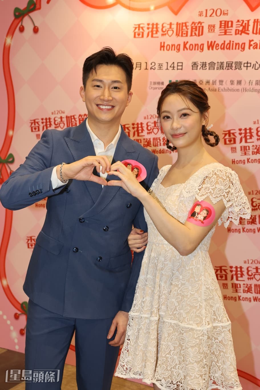 提到2人於台慶頒獎典禮分別有份角逐「飛躍進步男、女藝人」,他們表示會拍片拉票。 提到2人於台慶頒獎典禮分別有份角逐「飛躍進步男、女藝人」,他們表示會拍片拉票。