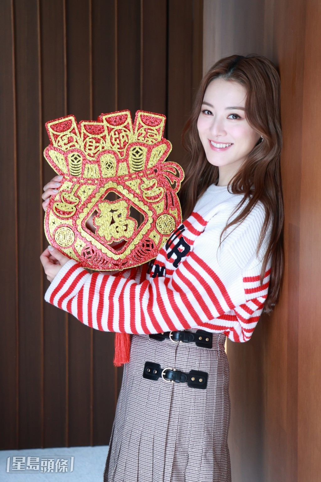 王敏奕刚在台庆颁奖礼中夺「最佳女配角」。