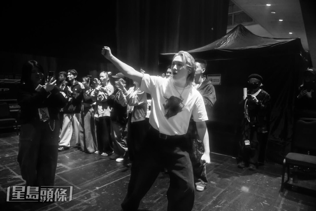 柳應廷(Jer)早前假亞博舉行一連兩場演唱會「The Shape of Breathing Live 2025」。 柳應廷(Jer)早前假亞博舉行一連兩場演唱會「The Shape of Breathing Live 2025」。