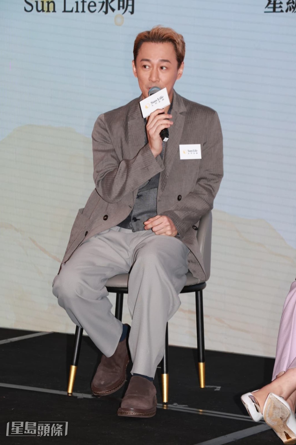 談到退休生活,林峯表示距離退休尚有一段時間。 談到退休生活,林峯表示距離退休尚有一段時間。
