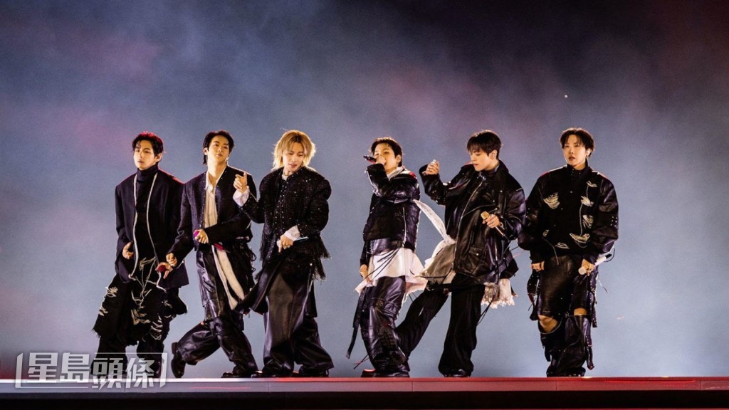 BTS最新世巡《BTS WORLD TOUR ARIRANG》演出未夠一半場數，已刷新紀錄，榮登全球巡演最賣座男團寶座。