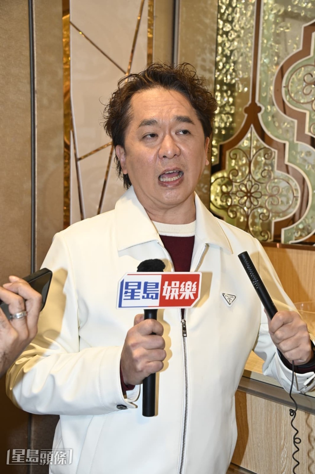 兆尊表示經常與很多中年女性一起出現，已習慣不想再解釋。