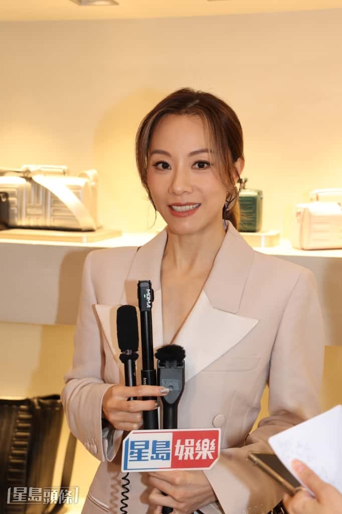 笑問是個好未來女婿?她說那就要問媽咪。 笑問是個好未來女婿?她說那就要問媽咪。