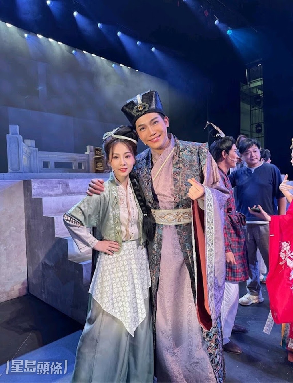參演大型古裝音樂劇《花影夢》,讓Vivian既辛苦又覺得過足癮。 參演大型古裝音樂劇《花影夢》,讓Vivian既辛苦又覺得過足癮。