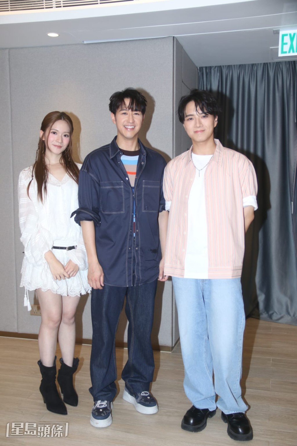 3人大唱經典廣東歌。