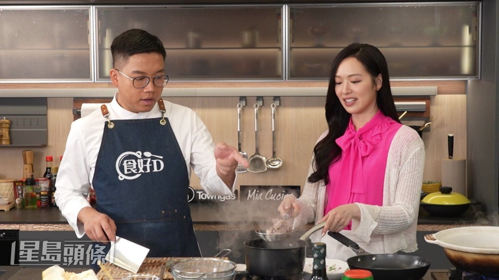 每集請來知名廚師用主題食材烹調創意菜式。 每集請來知名廚師用主題食材烹調創意菜式。