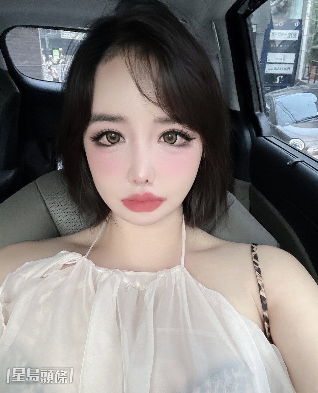 朴春昨日驚爆2NE1隊友Dara涉毒,但找她做替死鬼。 朴春昨日驚爆2NE1隊友Dara涉毒,但找她做替死鬼。