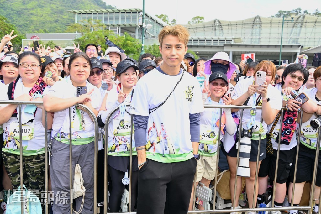 AK今日（26日）出席一個跑步活動，並參與2公里賽事。