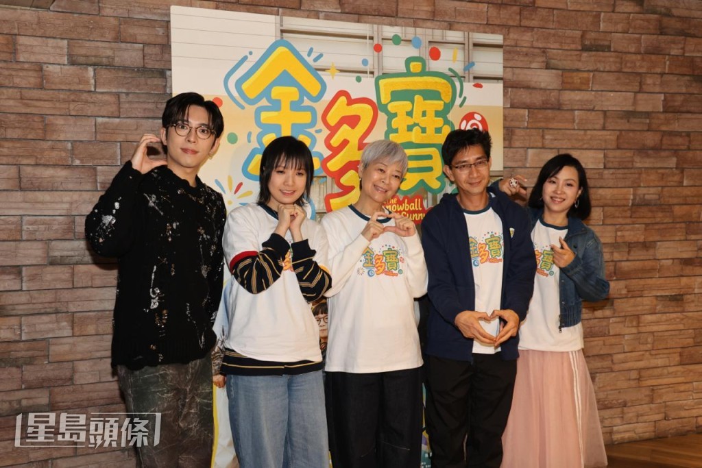 談到當日為20場次謝票，金燕玲坦言感覺疲倦。