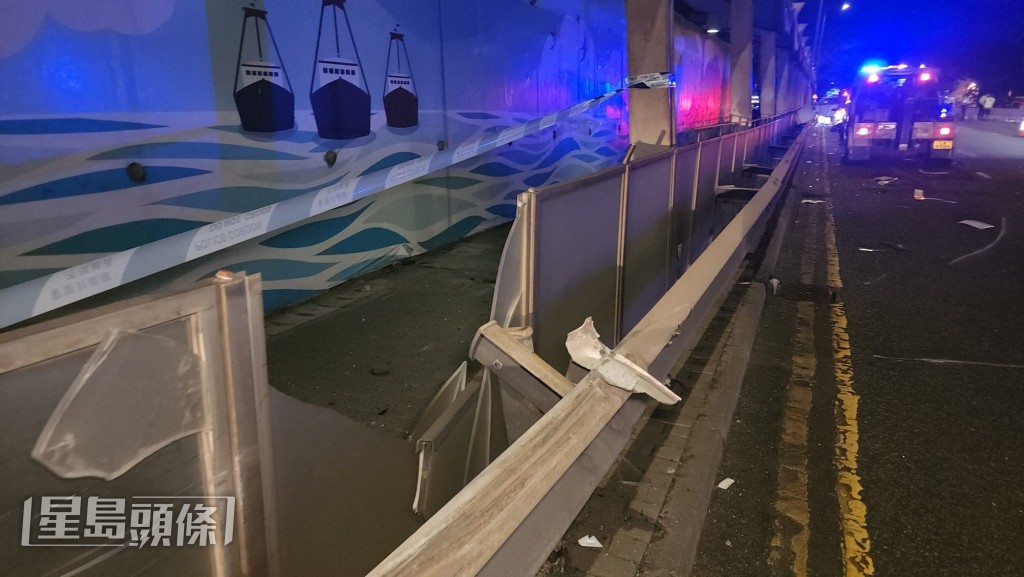 多塊透明圍欄。黎志偉攝 多塊透明圍欄。黎志偉攝