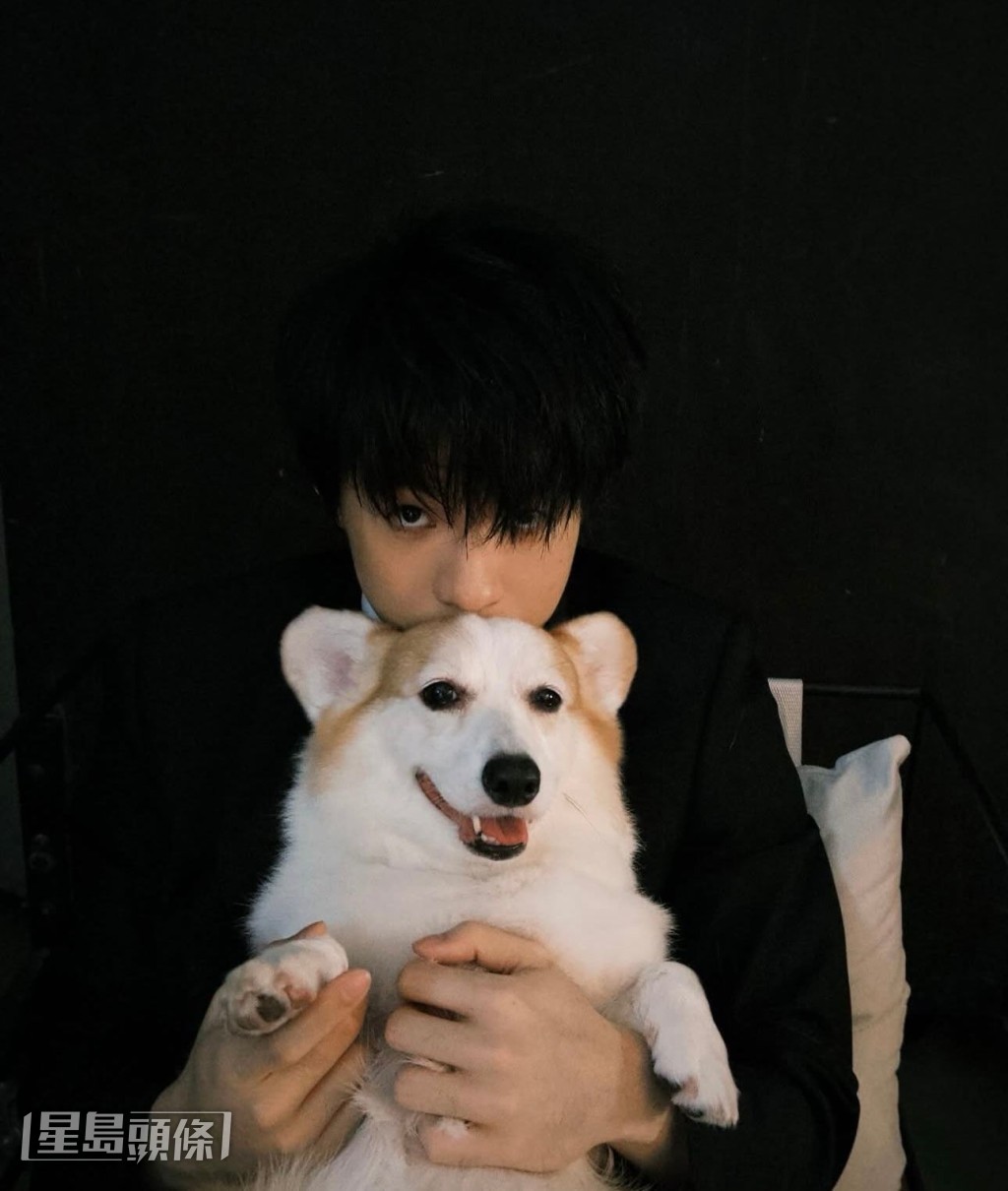 Ian愛犬「雞髀」。 Ian愛犬「雞髀」。