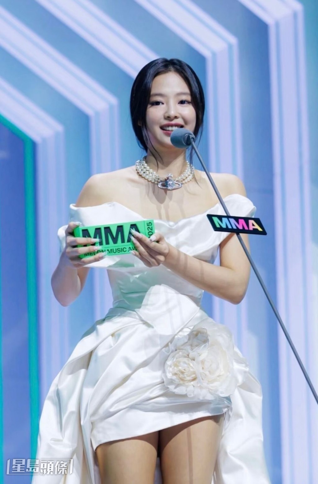 BLACKPINK Jennie 亦是該品牌的常客。