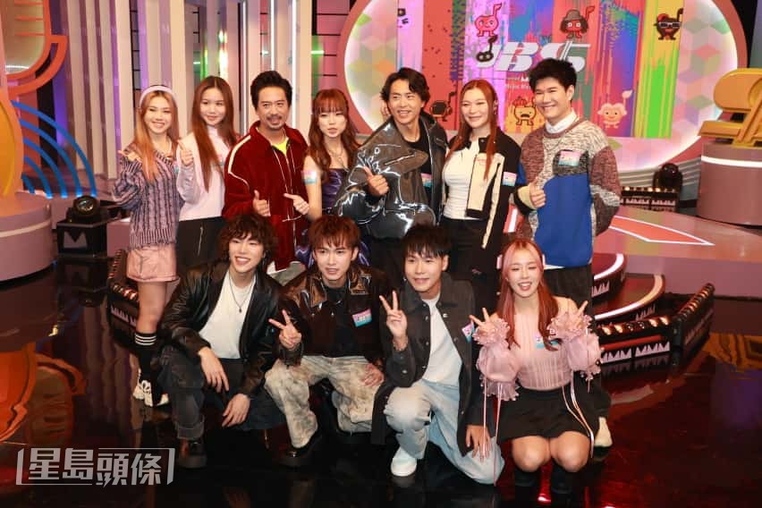 張與辰、郭偉亮(Eric Kwok)、XiX及黃洛妍等今日(7日)出席節目《唱錢》拜神。 張與辰、郭偉亮(Eric Kwok)、XiX及黃洛妍等今日(7日)出席節目《唱錢》拜神。