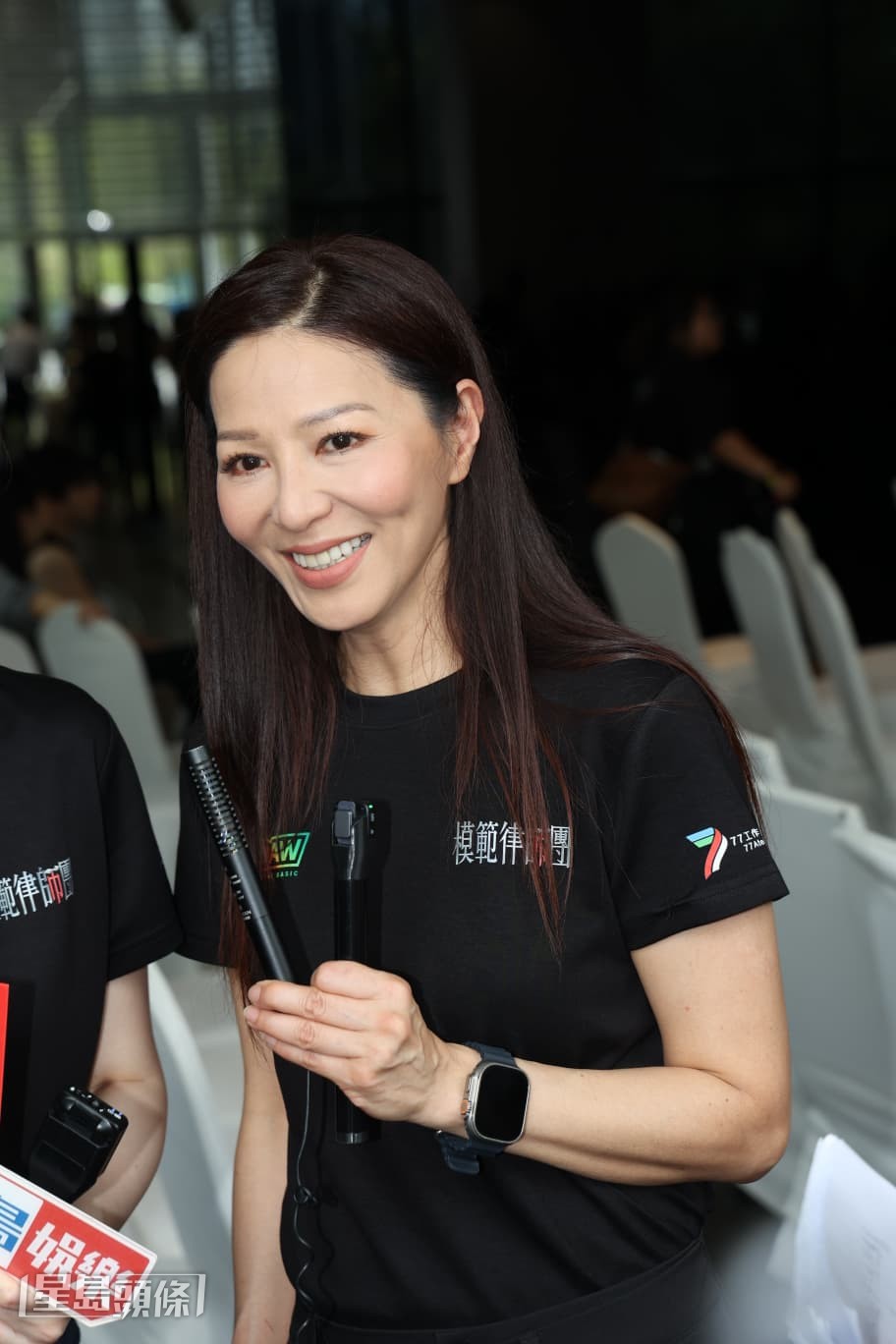  問到《愛‧回家》幾時拍完？她表示不知道，透露大結局的劇情由觀眾投票決定。