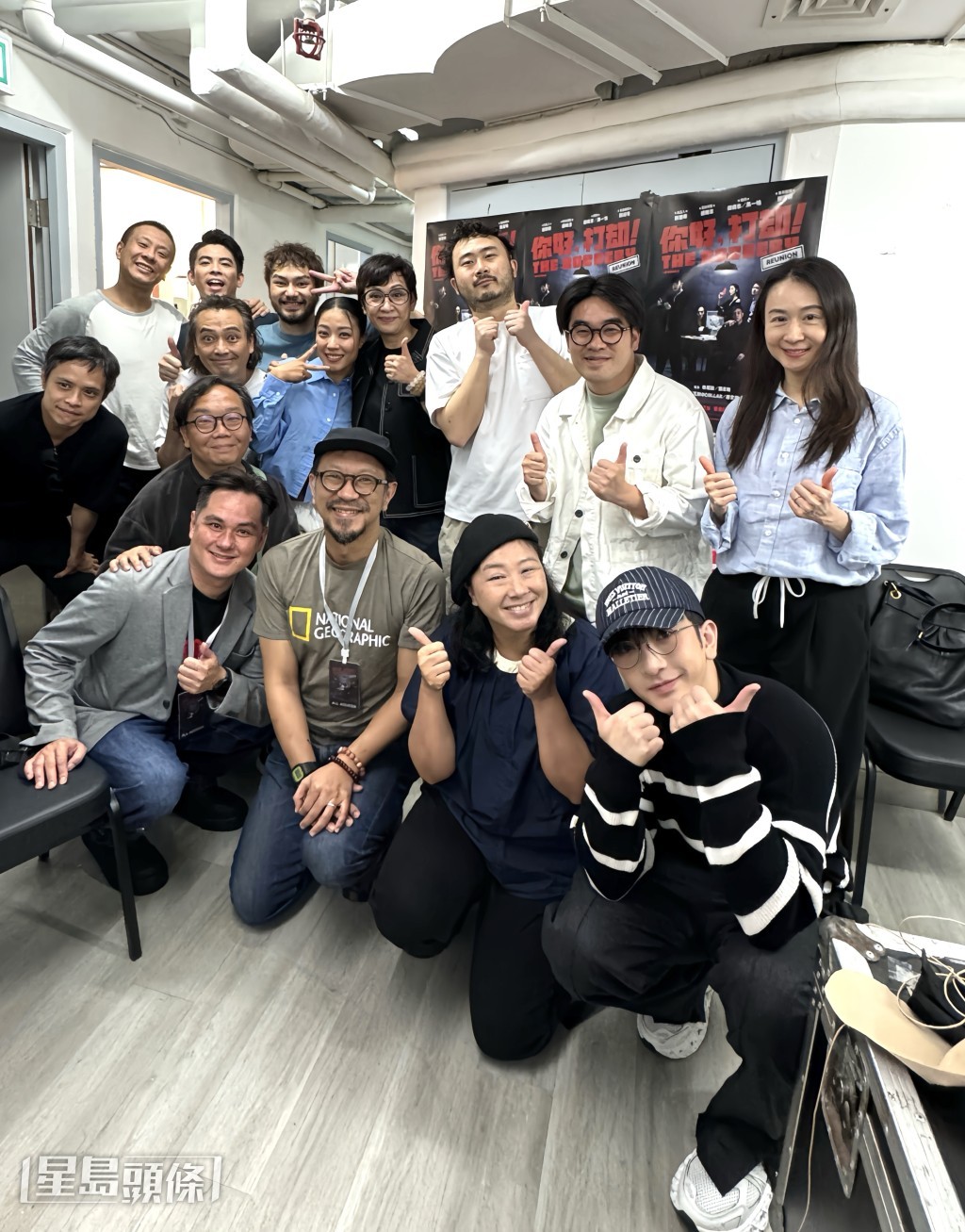 AL讚嘆演員們2小時演出精彩之餘,尤其體力的應付真的很強勁。 AL讚嘆演員們2小時演出精彩之餘,尤其體力的應付真的很強勁。