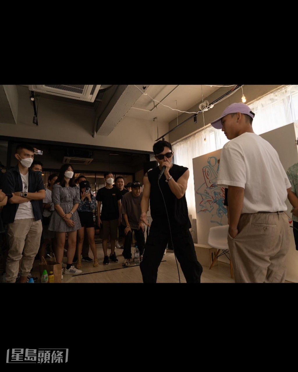 Teller爱Beatbox,未入行前不时在街头表演。 Teller爱Beatbox,未入行前不时在街头表演。