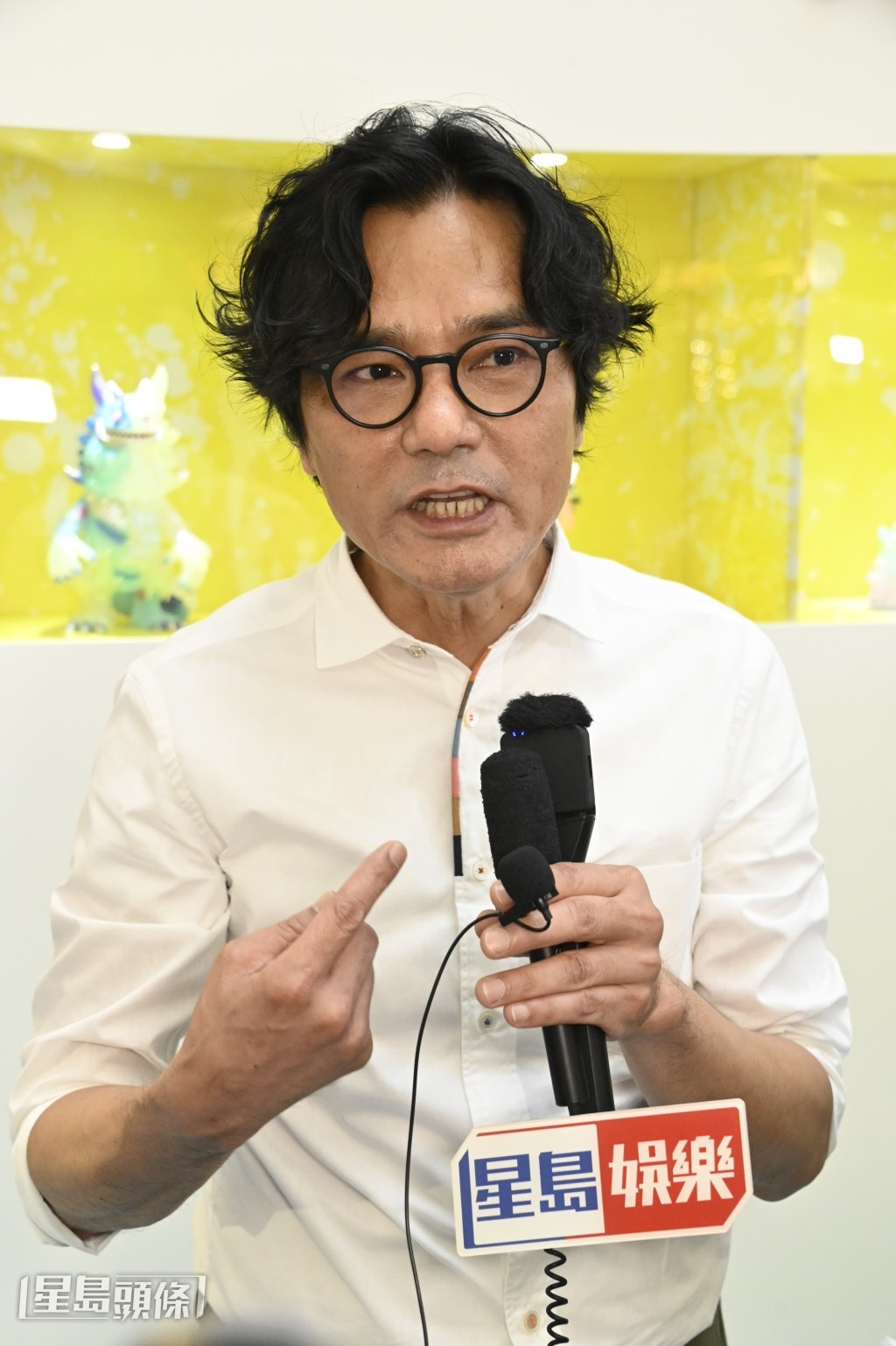 談到現實中可有遇過似「小甜甜」的女生,林家棟笑言沒有,夢想同現實有距離。 談到現實中可有遇過似「小甜甜」的女生,林家棟笑言沒有,夢想同現實有距離。
