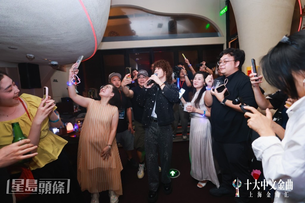 Mike非常受現場嘉賓歡迎。