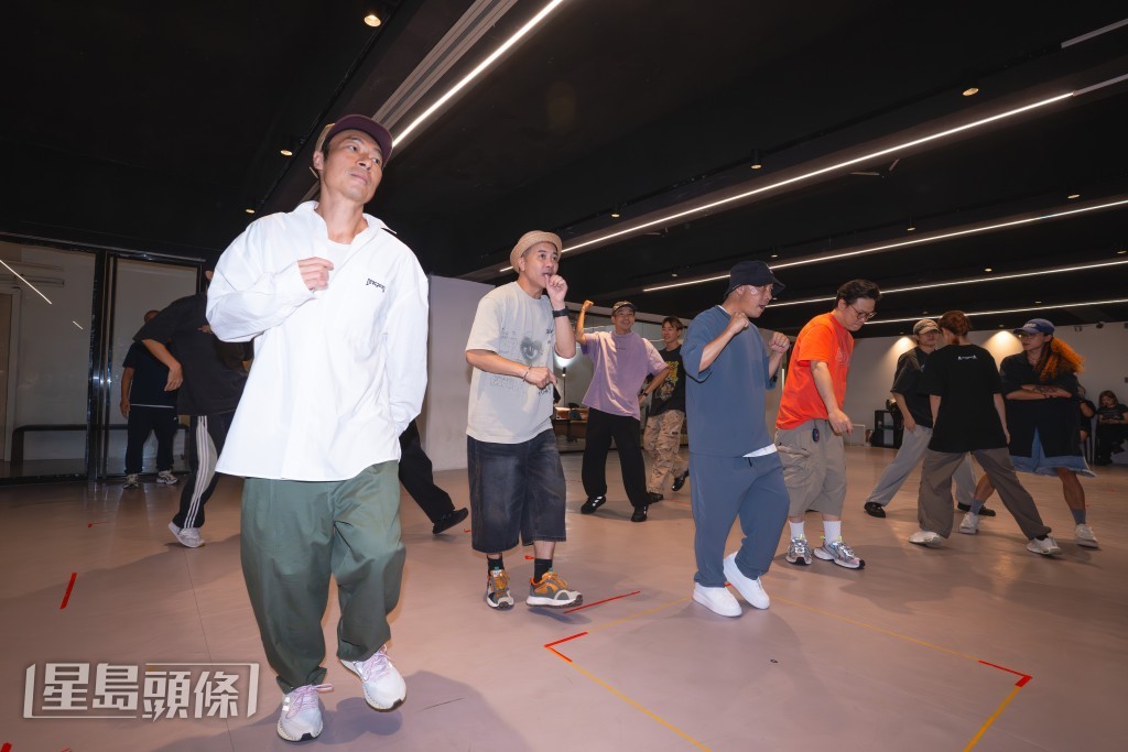 4子表示擔保鍾意BIG FOUR的朋友一定有驚喜！