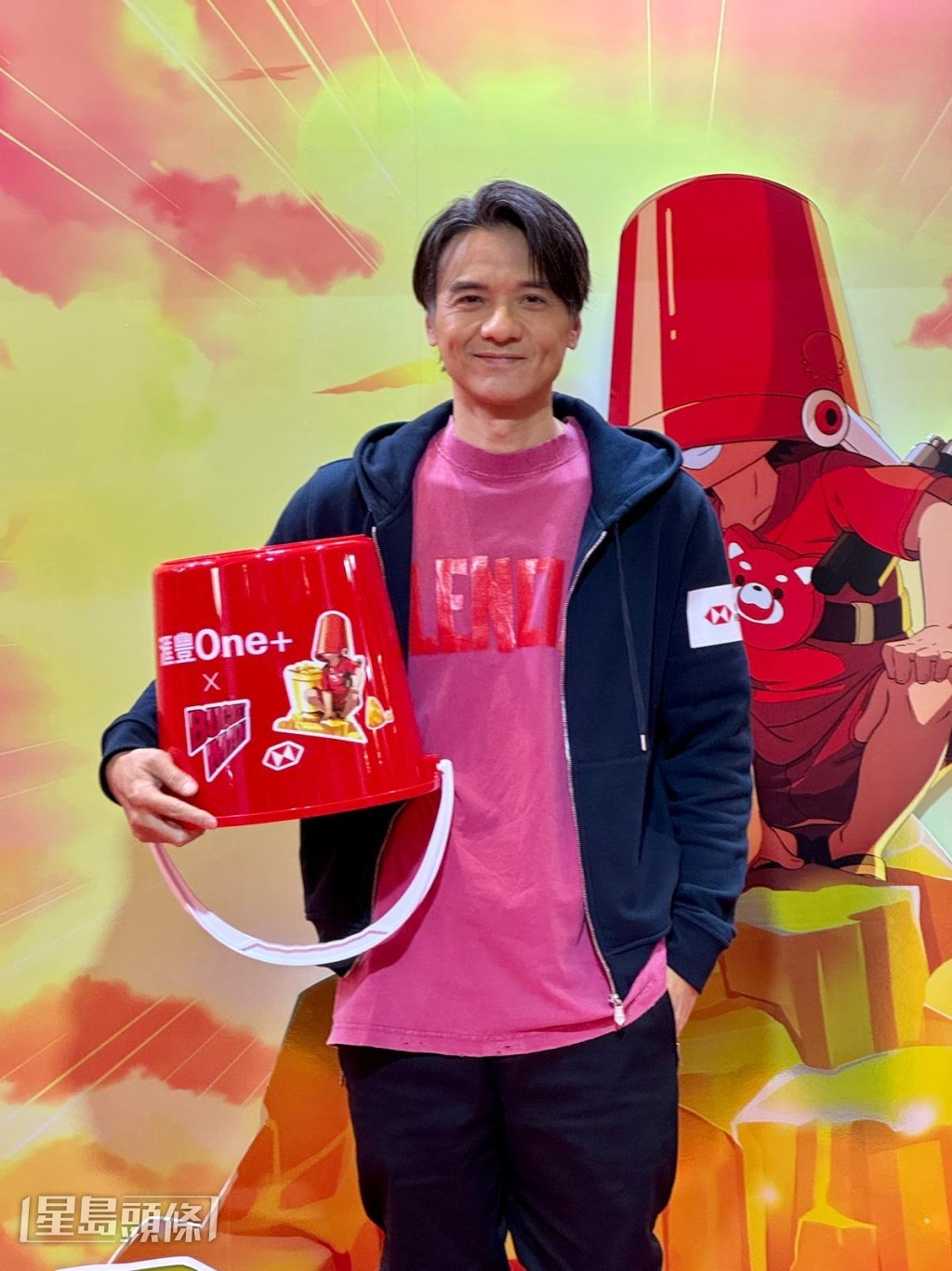 馮德倫今日（23日）到灣仔出席活動，他指小時候也有存籃球卡。