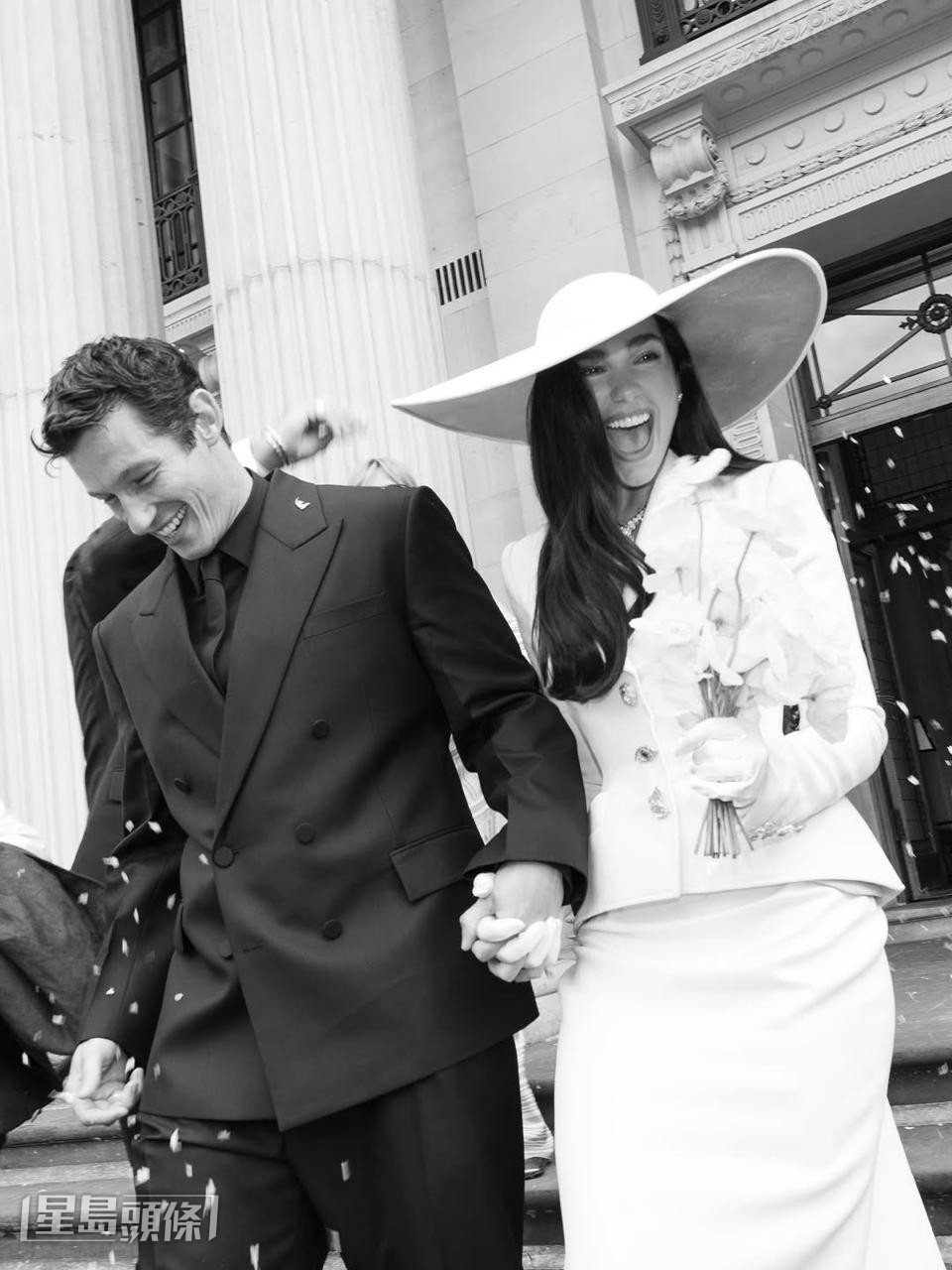 上月31日,Dua和Callum在倫敦註冊結婚。 上月31日,Dua和Callum在倫敦註冊結婚。