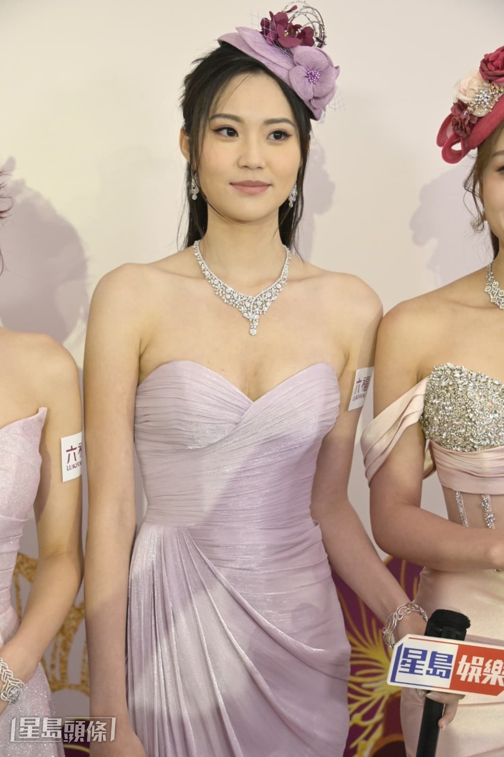 鄧匡閔笑言自己大尺度:「我們在螢幕前著過比堅尼呢!」 鄧匡閔笑言自己大尺度:「我們在螢幕前著過比堅尼呢!」