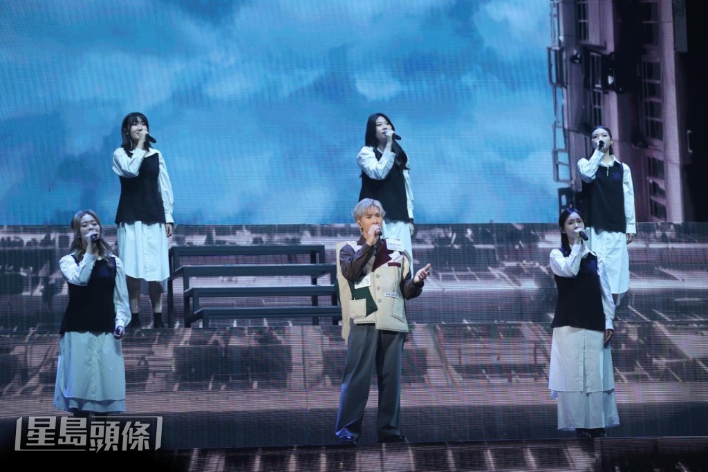 陳柏宇的歌曲用了不同形式呈現給觀眾。 陳柏宇的歌曲用了不同形式呈現給觀眾。
