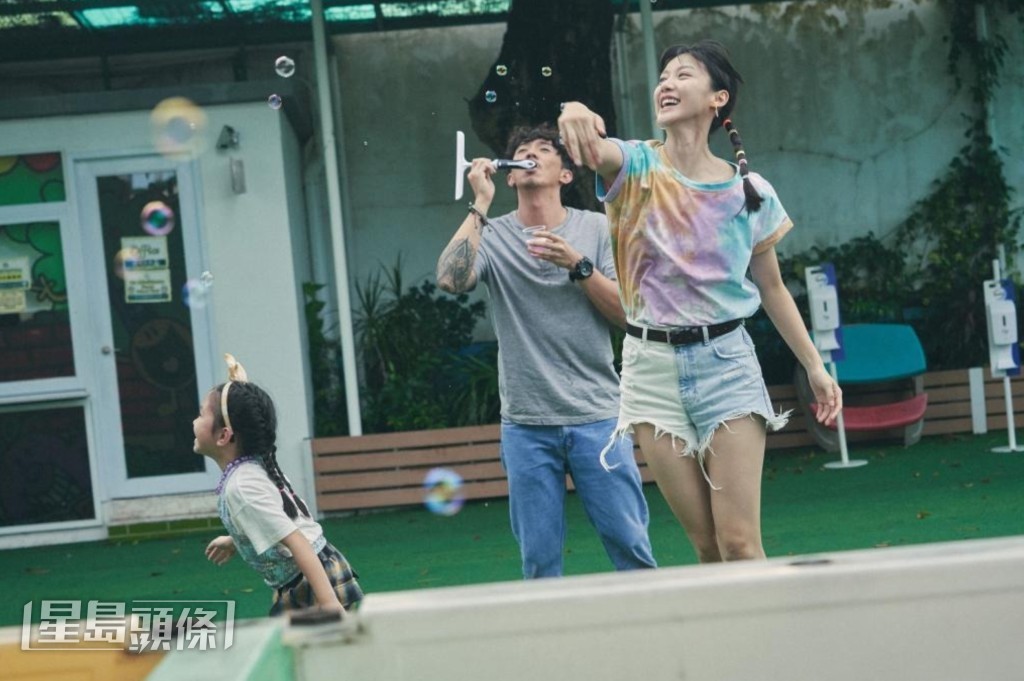 袁澧林曾憑《窄路微塵》提名金像獎女主角,演技獲得肯定。 袁澧林曾憑《窄路微塵》提名金像獎女主角,演技獲得肯定。