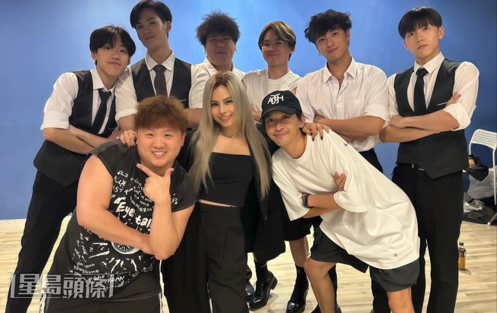 Kai、Gordon 同屬B4組,Kai在社交網感謝Gin Lee、肥仔及少爺占對他們的教導。 Kai、Gordon 同屬B4組,Kai在社交網感謝Gin Lee、肥仔及少爺占對他們的教導。