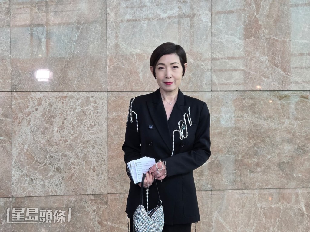 黎芷珊出席慈善晚宴。