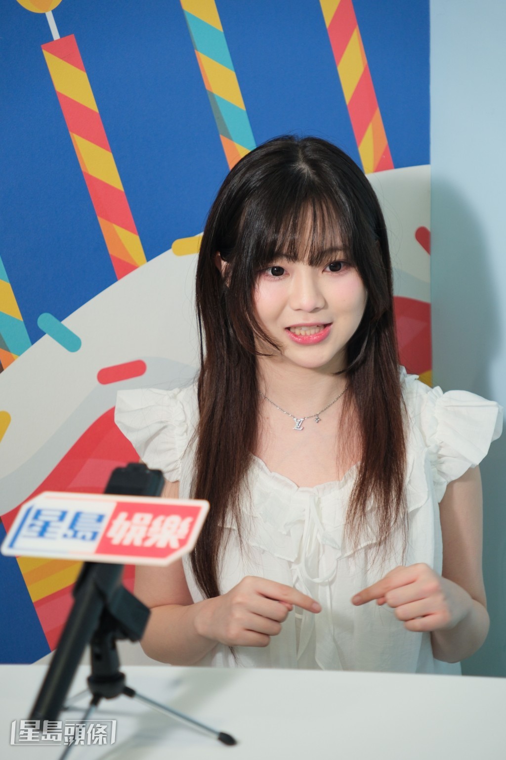 Miu影写宥有收集粉丝的意见。 Miu影写宥有收集粉丝的意见。
