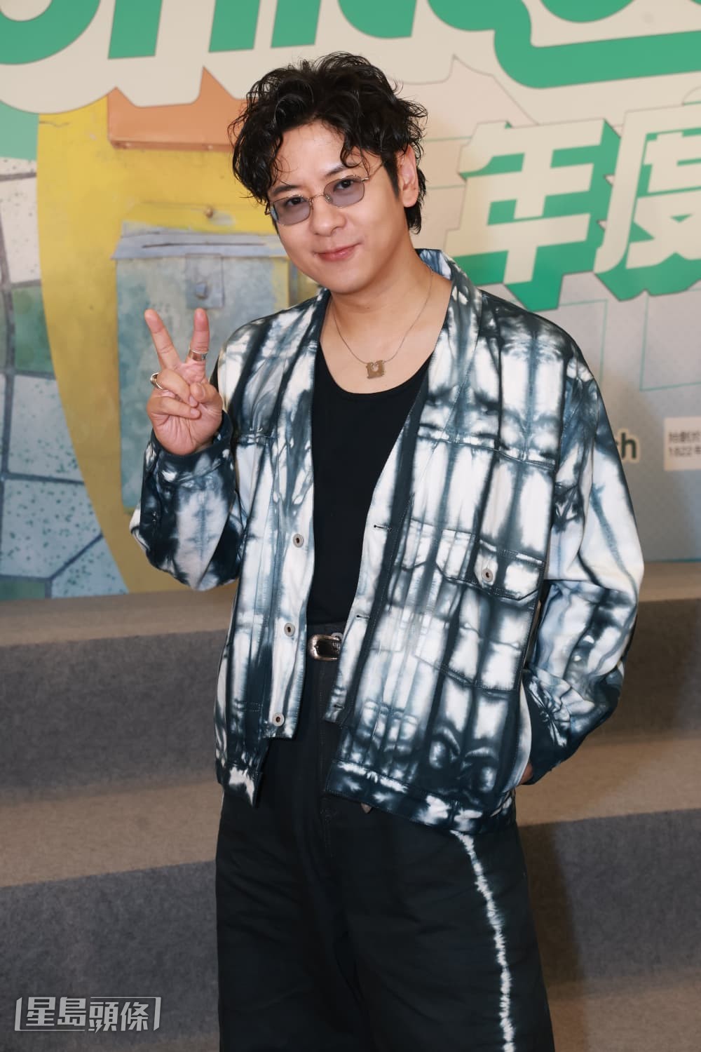  談到他最近不時受傷生病，他無奈指近來無壓力又睡得好，不明為何會生蛇。
