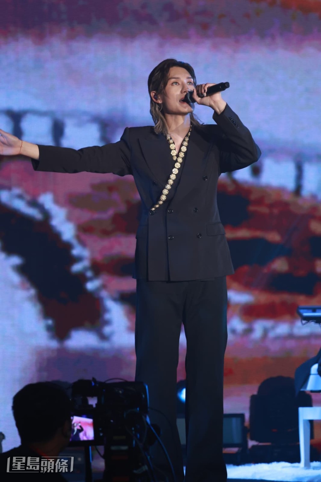 Jeremy唱出《不枉我們一起過》,為音樂會完美結束。 Jeremy唱出《不枉我們一起過》,為音樂會完美結束。