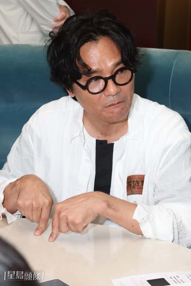 林家棟則謙稱是因為久未演舞台劇感害怕才要做足準備。