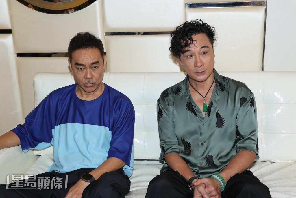 又指:「喺TVB食飯靠佢哋『萬歲』食多啖魚,所以同三哥會傾多啲!」 又指:「喺TVB食飯靠佢哋『萬歲』食多啖魚,所以同三哥會傾多啲!」