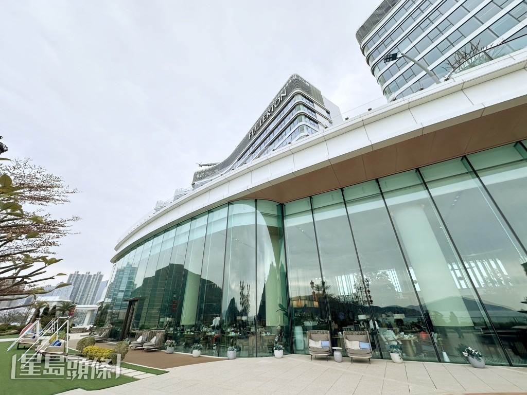 香港富麗敦海洋公園酒店推出住宿及餐飲套票，惠顧客人可獲贈國際邁阿密在港的公開訓練或比賽門票。蘇正謙攝