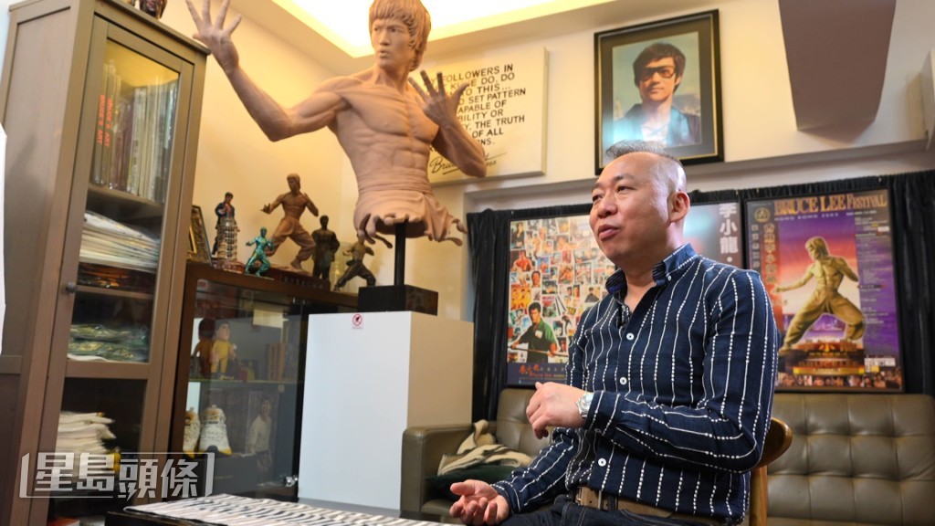 李小龍會會長黃耀強會回應多個傳聞,包括:謀殺、中暑、電擊及風水。 李小龍會會長黃耀強會回應多個傳聞,包括:謀殺、中暑、電擊及風水。