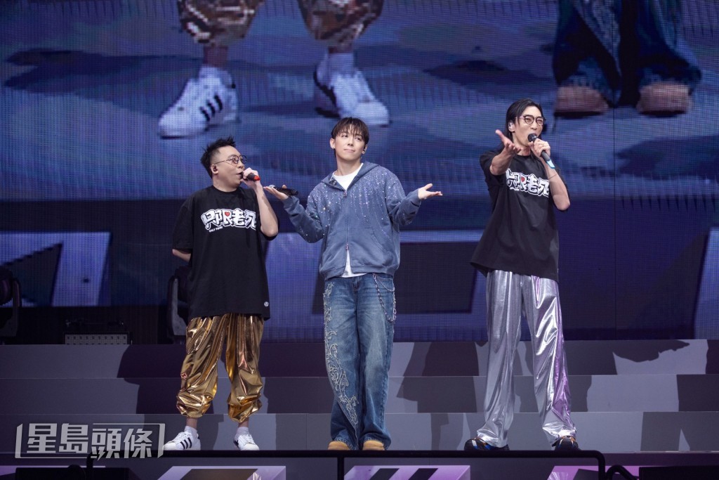 昨晚最大驚喜，莫過於農夫在演出中段邀請到MC張天賦擔任神秘嘉賓。