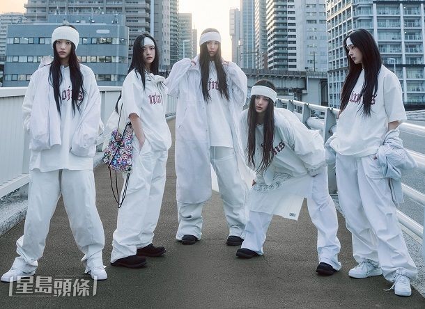 （左起）Harin、Hanni及Hyein確認重返ADOR，Minji（右一）的合約則與公司仍在討論中。