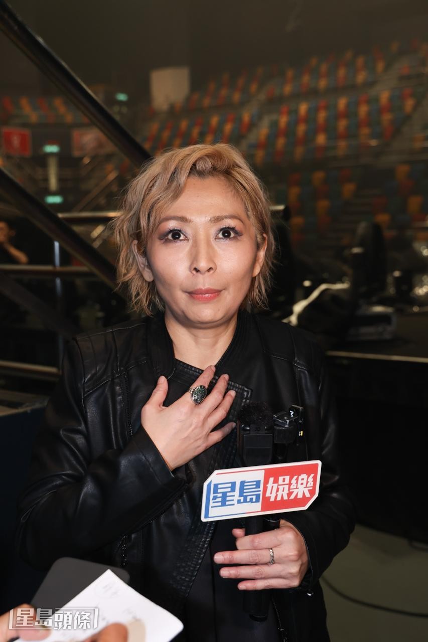林晓培会支持Sammi启德演唱会。