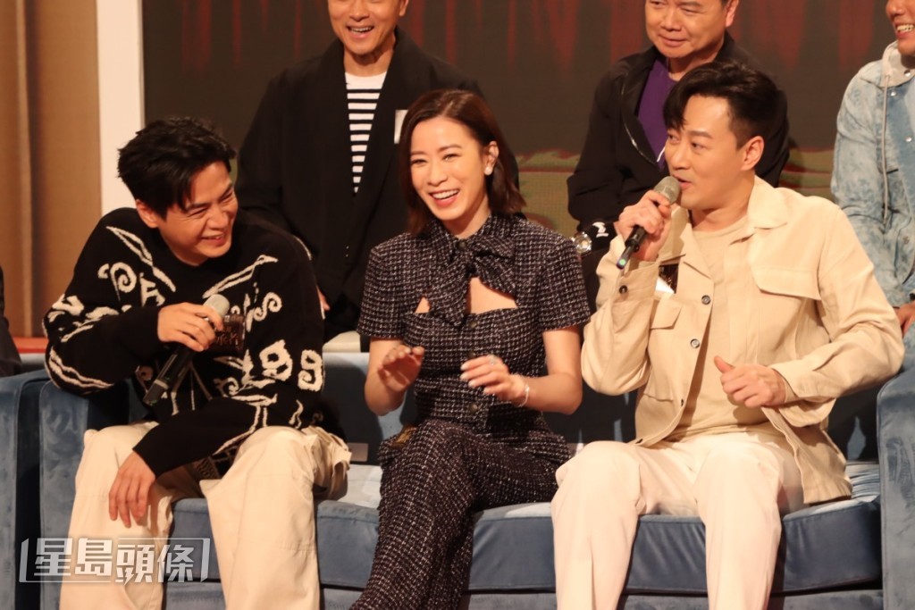 至於林峯則指劇中會跟阿佘談情，自己是渣男也是暖男，阿佘即笑著反問是否「先渣後暖」。