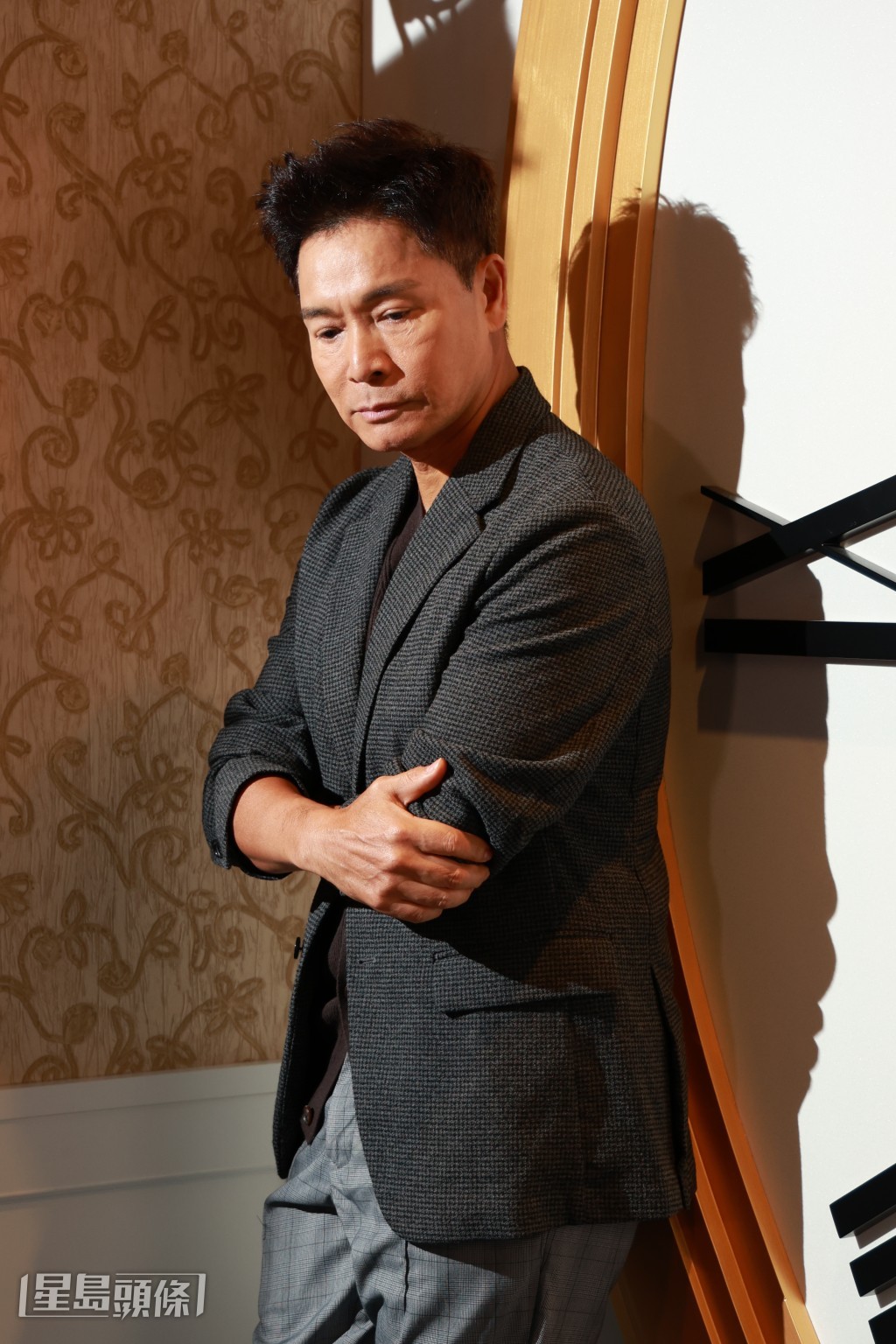 由於仔仔現在於英國讀書，安仔演到父子戲份時特別有感觸。