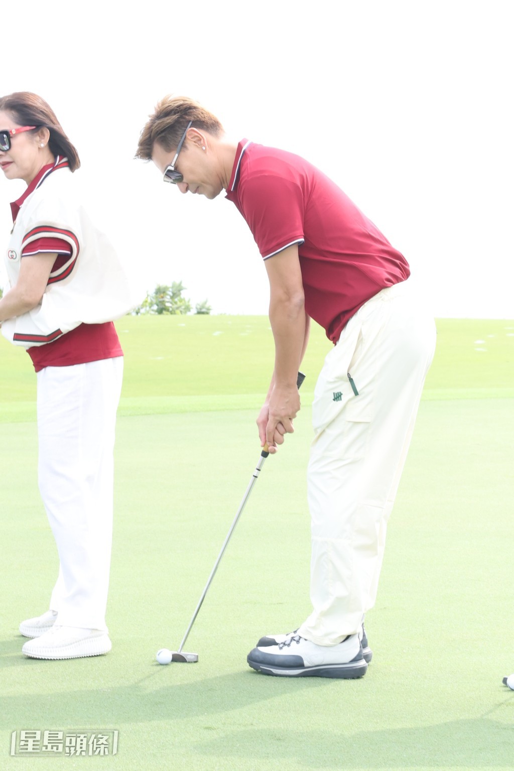 陳展鵬打高爾夫球似模似樣。