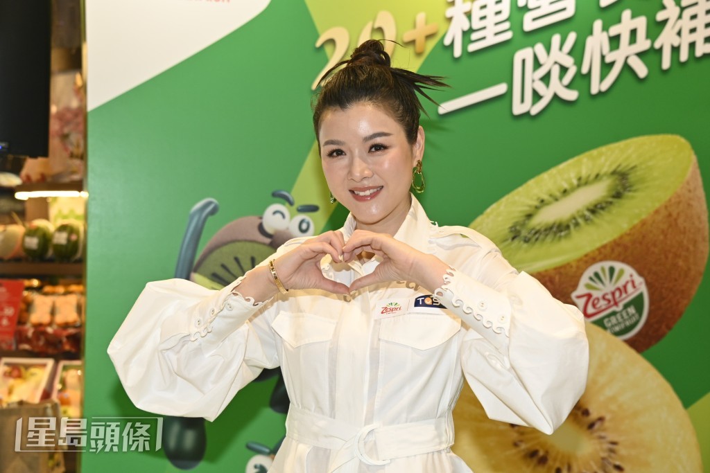 她又指與老公婚前也很注重大日子,無論幾忙都會一起度過。 她又指與老公婚前也很注重大日子,無論幾忙都會一起度過。